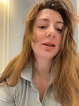 Stripchat Adult Video Chat of curvyflawless