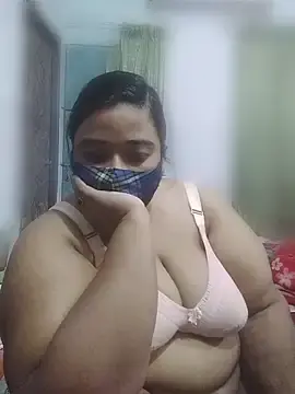 Stripchat Free Live Porn of momo_loves
