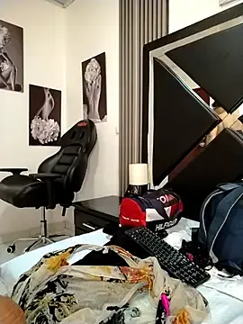 Stripchat Watch Live Sex Cams of Natasha_miilf