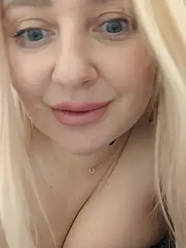 Stripchat Sex Chat of LadyLolyPop_