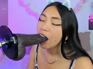 Stripchat Free Porn Cam of pauline_golden1