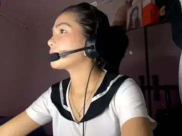 Stripchat Live Sex Cam of ConstancePorrini