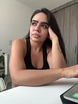 Stripchat Adult Webcams of Sara_Leblanc