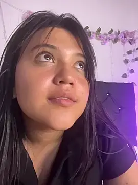 Stripchat Live Porn of alisson_carolina73