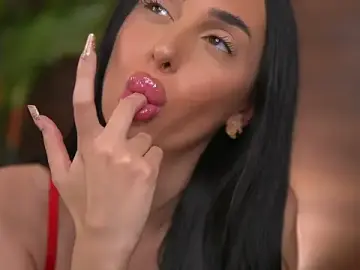 Stripchat Best live sex cam show of KairaAndrews