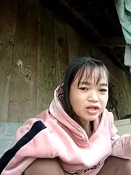 Stripchat Sex Cam of Noelle-e