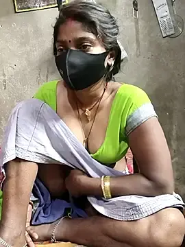 Stripchat Live Sex Cam of Arti032