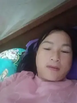 Stripchat Live Sex Cam of Yuzi-i