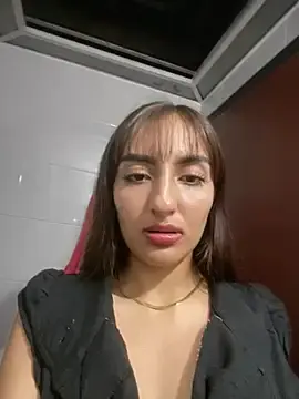 Stripchat Adult Webcam of Nahomy_Pink