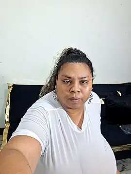 Stripchat Best Webcam of Lynn_Jones