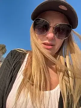 Stripchat Free Porn Cam of Betsy