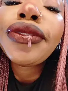 Stripchat Free Live Porn of Sugartonguexx