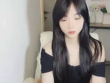 Stripchat Best live sex cam show of Louise-3