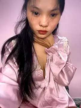 Stripchat Watch Live Sex Cams of lung-linh