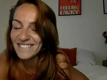 Stripchat Live Porn of Edenfox-