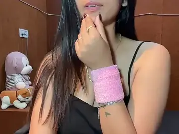Stripchat Nude Webcam of Smiley_Girl01