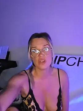 Stripchat Best live sex cam show of SpicyVicky
