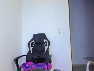 Stripchat Sex Cam of Sophie_spencer1