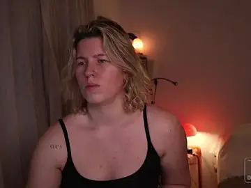 Stripchat Free Porn Cam of moonamii