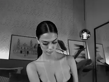 Stripchat Watch Live Sex Cams of ElleDiane