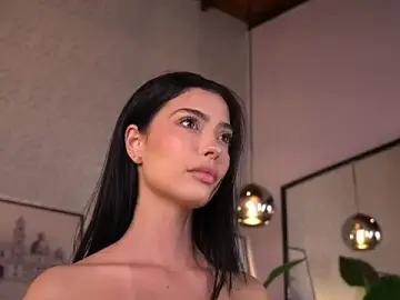 Stripchat Adult Webcams of ElleDiane