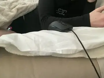 Stripchat Free Live Porn of 18yoteenvirgin