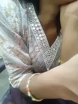 Stripchat Best Webcam of Radhika_gupta9