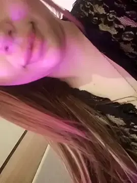 Stripchat Adult Video Chat of Rahaf6767_7