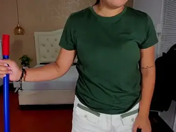 Stripchat Sex Cam of Hadley_