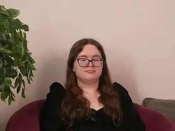 Stripchat Free Live Porn of LinseyBellisario