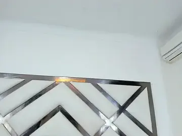 Stripchat Free Porn Cam of Shanelle__