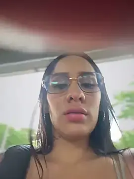 Stripchat Sex Cam of __IRIS__