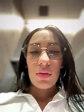Stripchat Live Porn of __IRIS__
