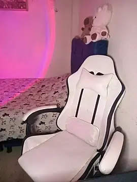 Stripchat Free Porn Cam of Pinky-Flower
