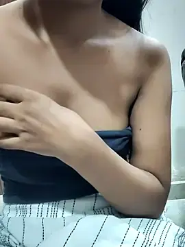 Stripchat Live Porn of RIYA_SHARMA_3