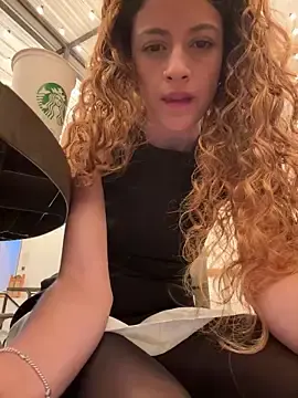 Stripchat Watch Live Sex Cams of alana15