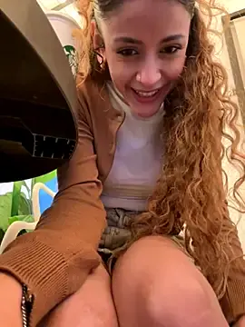 Stripchat Live Sex Cam of alana15