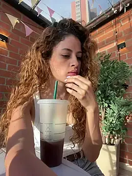 Stripchat Live Porn of alana15