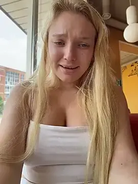 Stripchat Free Porn Cam of AmmyHot