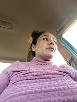 Stripchat Sex Cam of Aw_ThROAt9