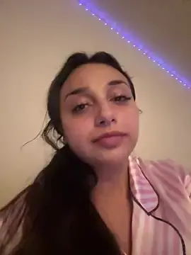 Stripchat Watch Live Sex Cams of CharmingMaddie