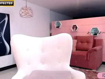 Stripchat Free Porn Cam of MIAMORETZ