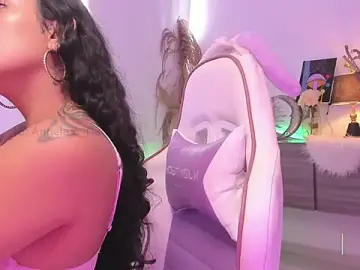 Stripchat Live Sex of Anngel_1