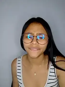 Stripchat Adult Video Chat of SofieLove_01