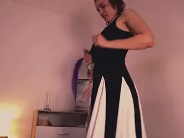 Stripchat Live Sex Cam of Misslullu