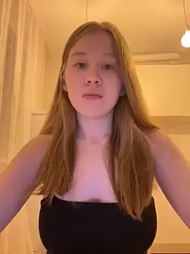 Stripchat Free Live Porn of Eva_Weyne