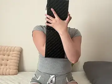 Stripchat Best live sex cam show of Mao_cute_10