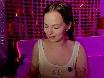 Stripchat Live Sex Cam of Fox_Lisa