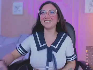 Stripchat Nude Webcam of lucy_neil