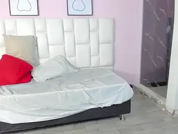 Stripchat Watch Live Sex Cams of Emiily_Greey